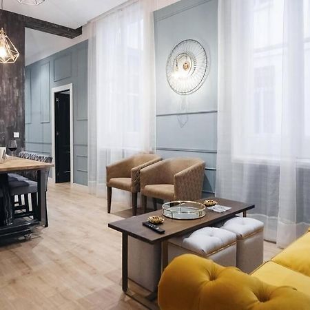 Apartamentos Plaza De Pedro Zerolo III Madrid Exteriér fotografie
