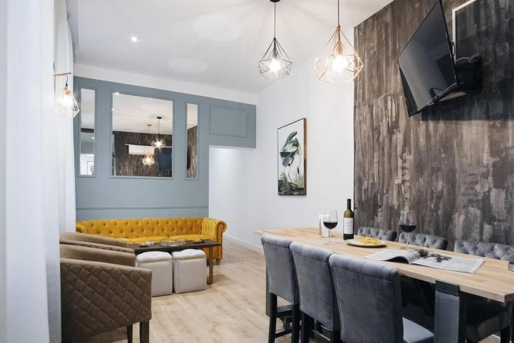 Apartamentos Plaza De Pedro Zerolo III Madrid Exteriér fotografie