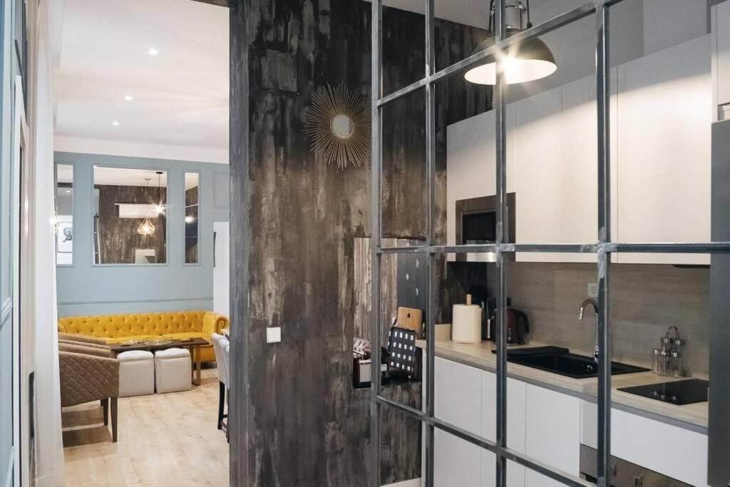 Apartamentos Plaza De Pedro Zerolo III Madrid Exteriér fotografie
